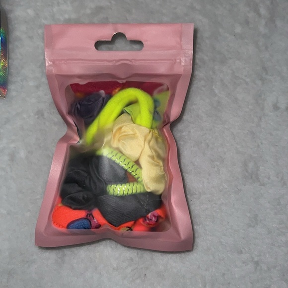 Scrunchy Bundle - Picture 6 of 8